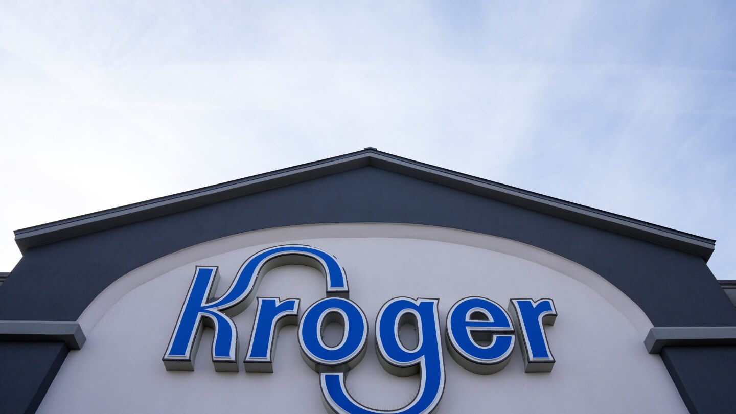 DoorDash and Kroger are expanding their grocery delivery partnership
