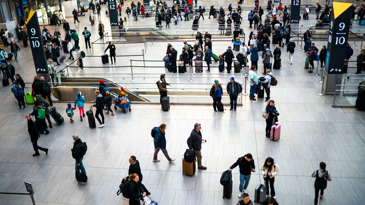 Off-duty officer shoots man inside NYC’s Penn Station, police say