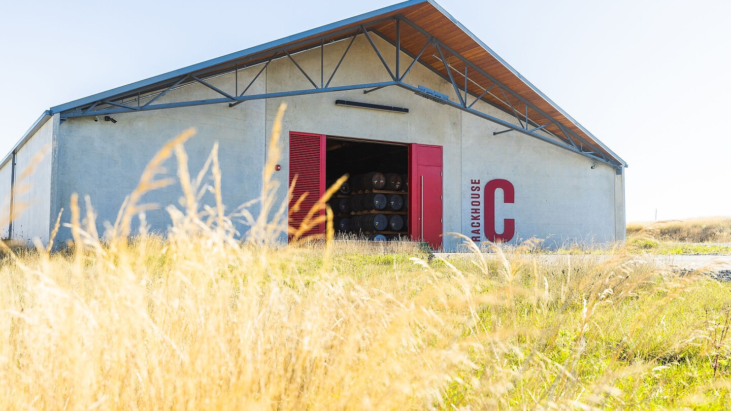 Thieves spirit away 12,000 bottles of craft whiskey in major US liquor heist