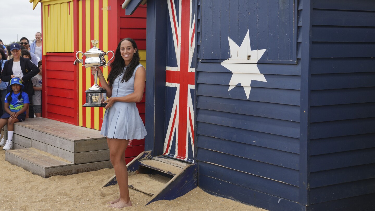 Melbourne’s quirky beach boxes: Real estate gems without the basics