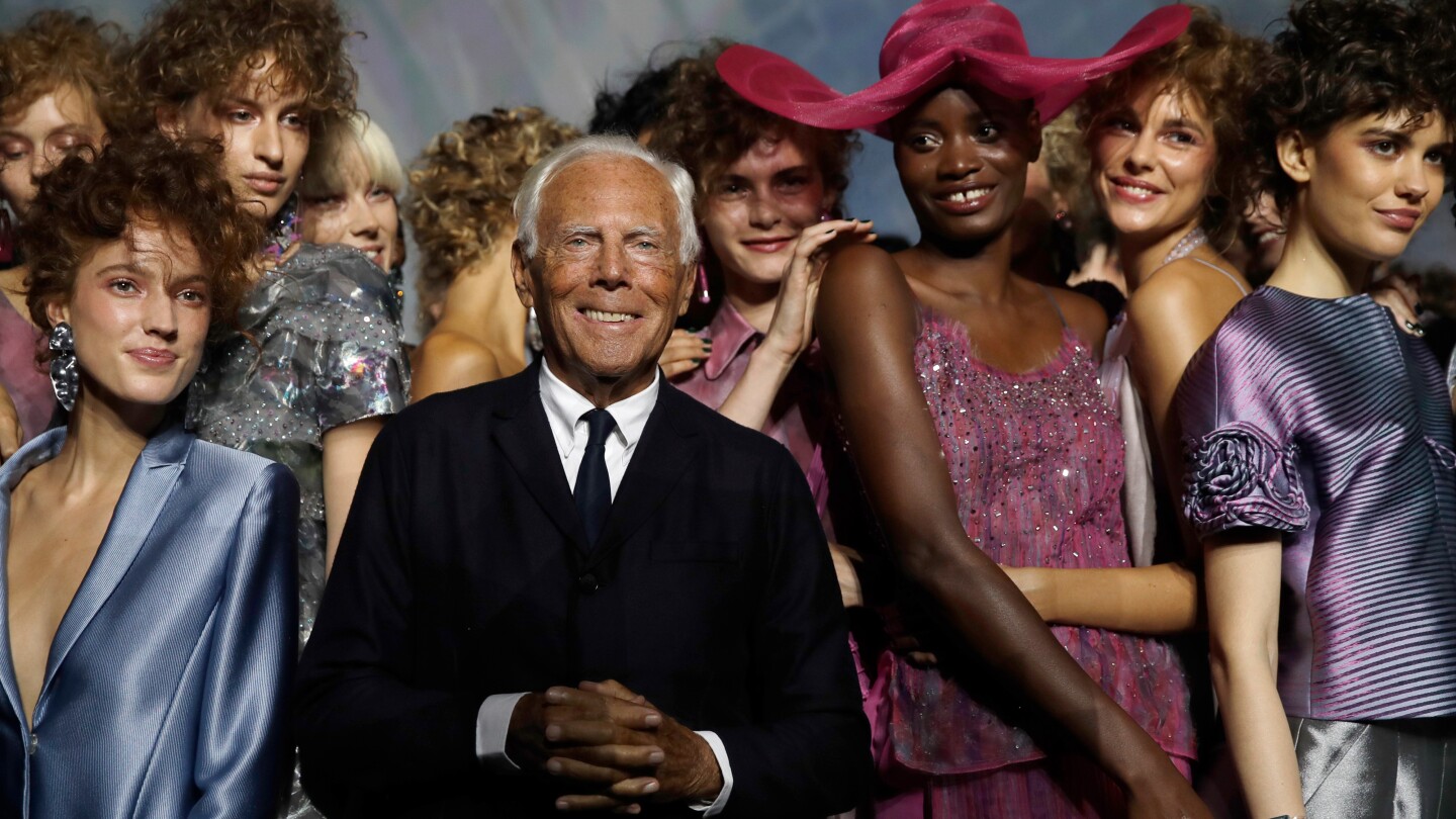 50 years of Giorgio Armani celebrated with gala black-tie runway show of his last collection