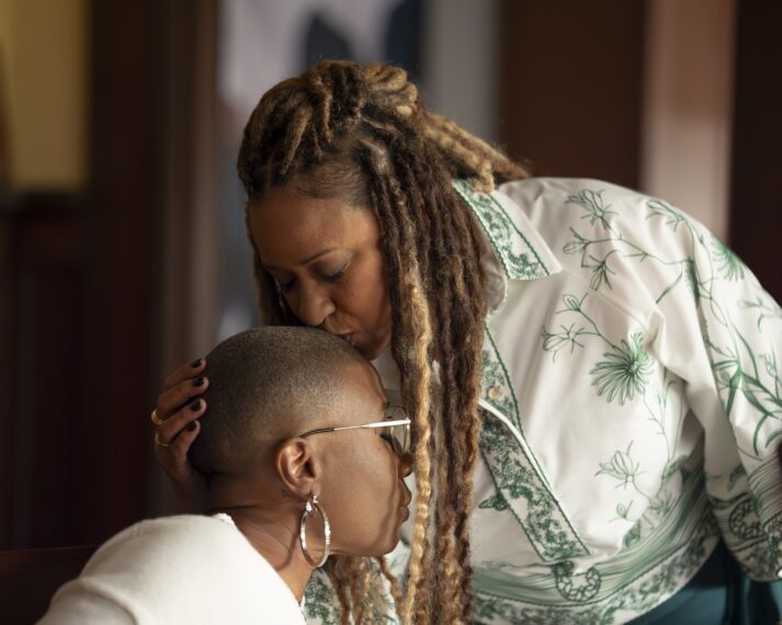 Aisha Hinds as Hen, Tracie Thoms as Karen — '9-1-1' Season 9 Episode 2