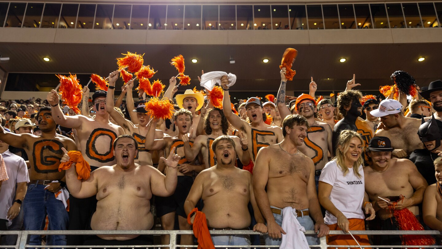 Oklahoma State approves new contract for AD Chad Weiberg amid coaching search
