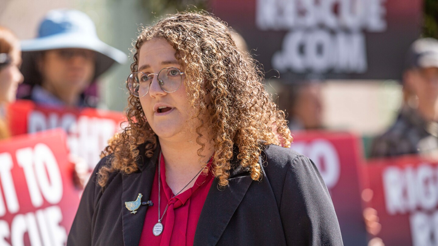 <br />
<b>Warning</b>:  Undefined variable $myimgalt in <b>/www/wwwroot/centerheight.com/wp-content/themes/ennews001/single.php</b> on line <b>213</b><br />
