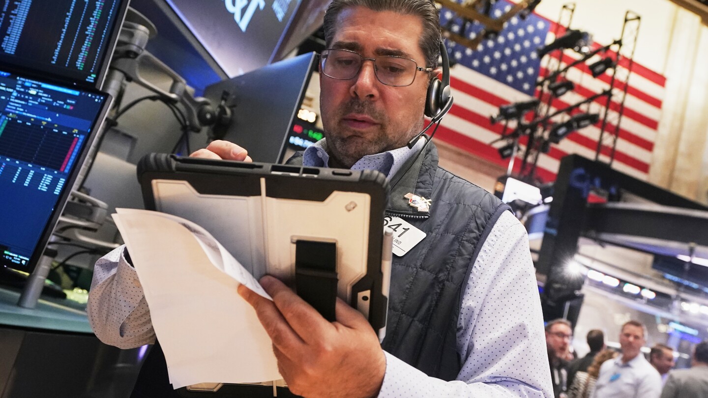 US stocks climb and push the Dow to another record