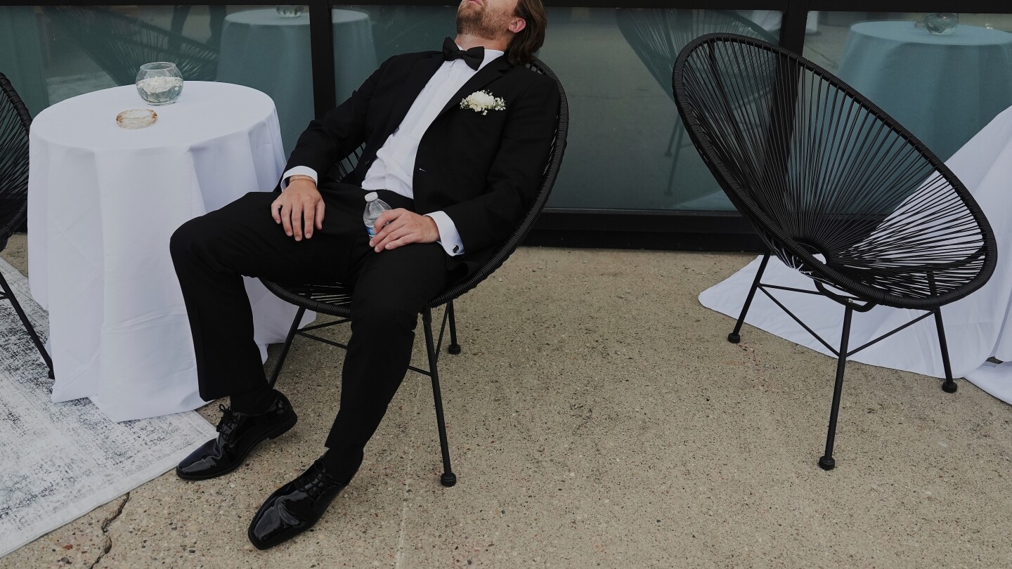 Ways to make wedding attendance more affordable for guests