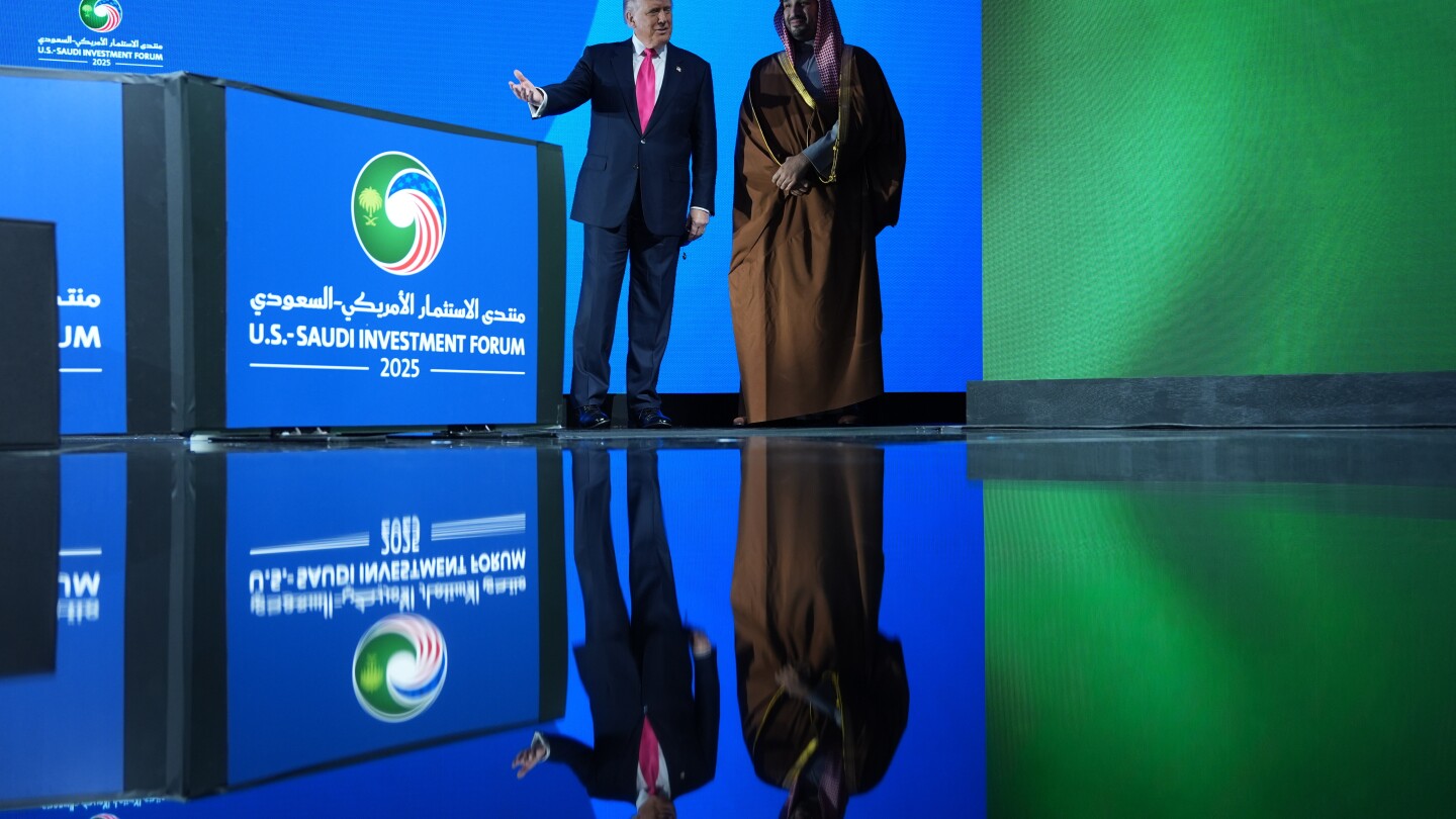 Trump would ‘welcome’ skilled immigrants to train US workers