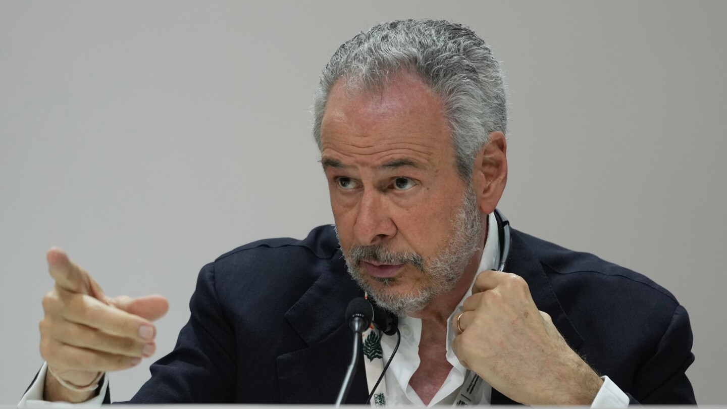 Brazil pushes COP30 delegates to agree on solutions to global warming