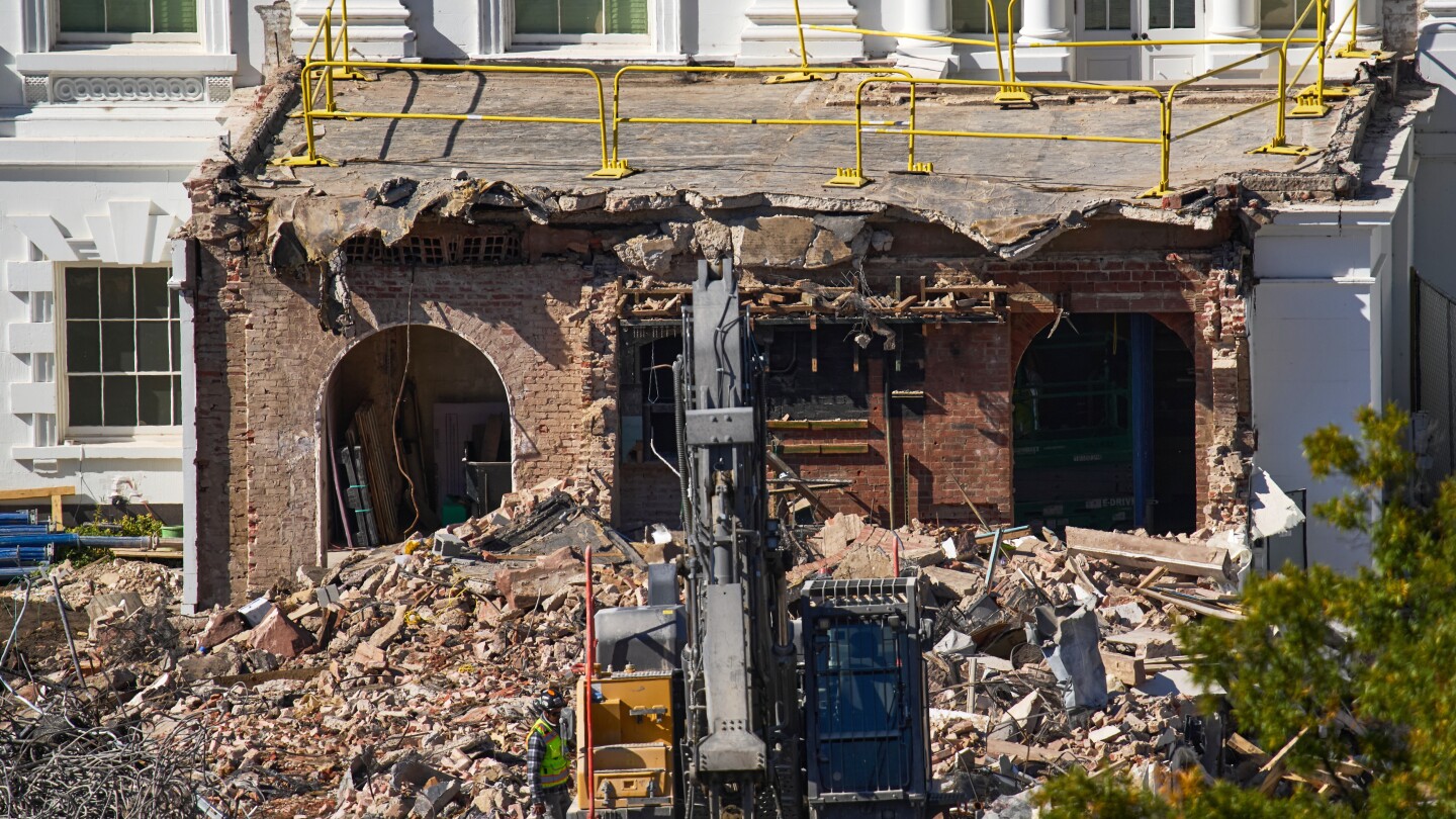 <br />
<b>Warning</b>:  Undefined variable $myimgalt in <b>/www/wwwroot/centerheight.com/wp-content/themes/ennews001/single.php</b> on line <b>213</b><br />
