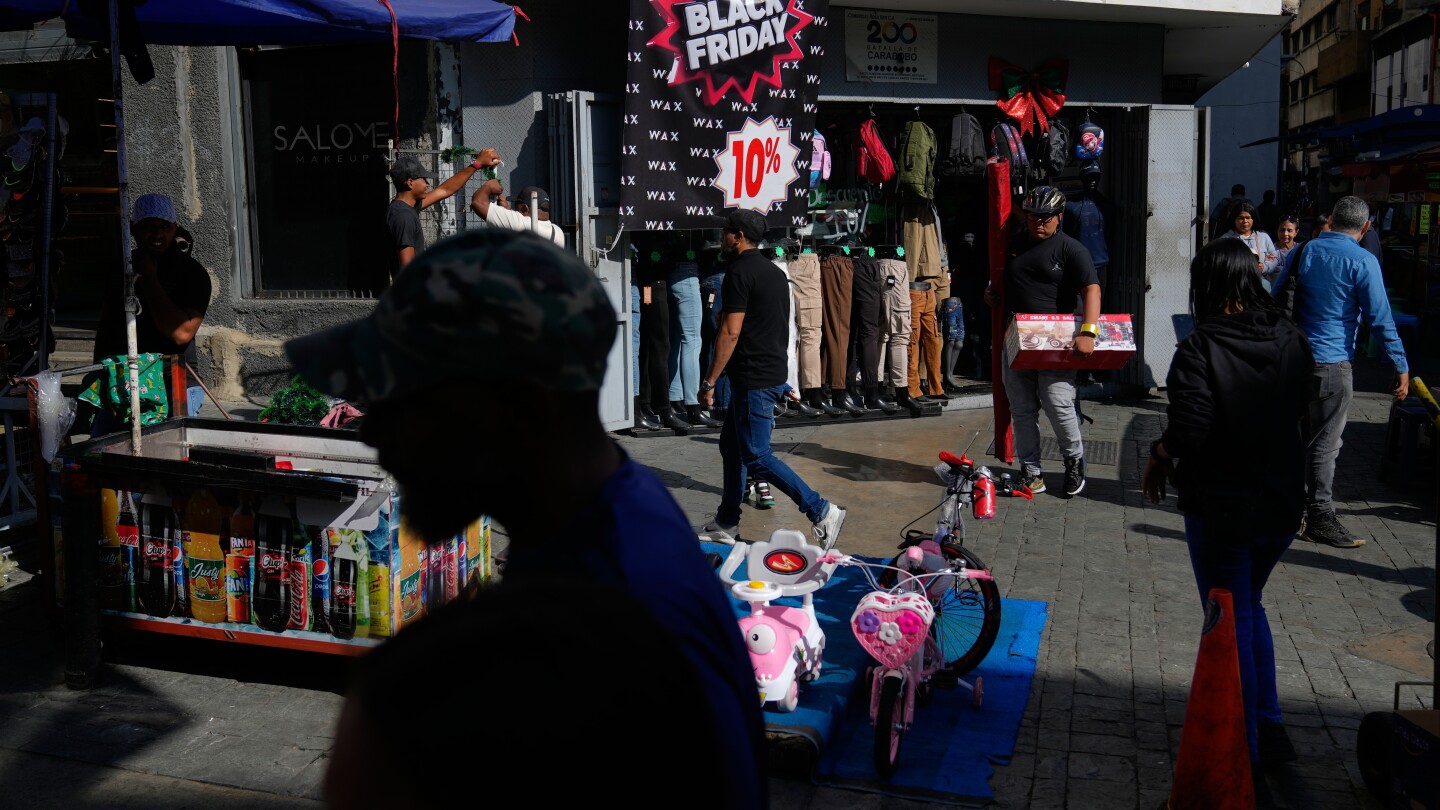 Venezuelans shun Black Friday deals