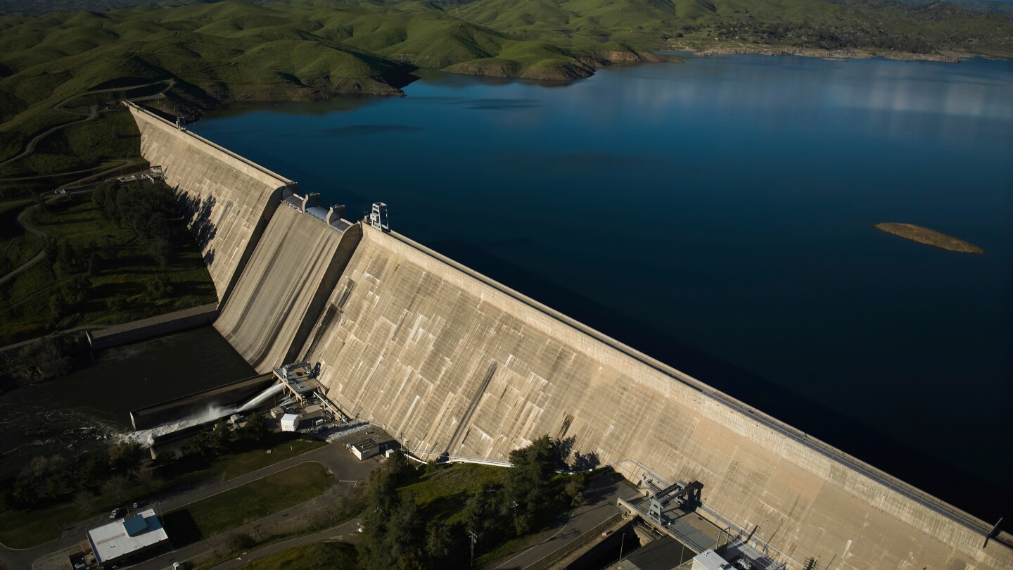 Trump administration boosts water flow to California farmers