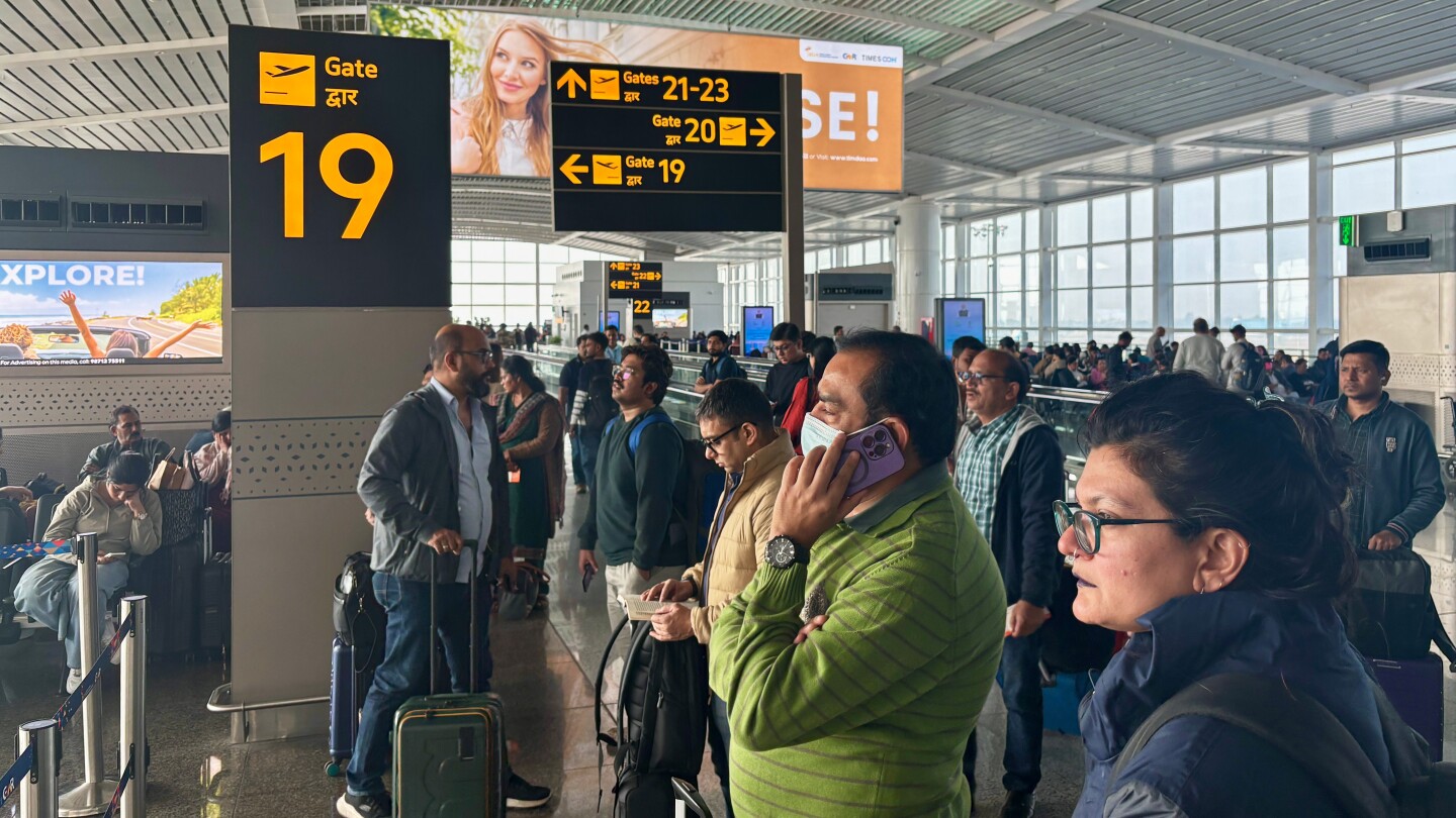 Chaos erupts at Indian airports as country’s largest airline cancels flights